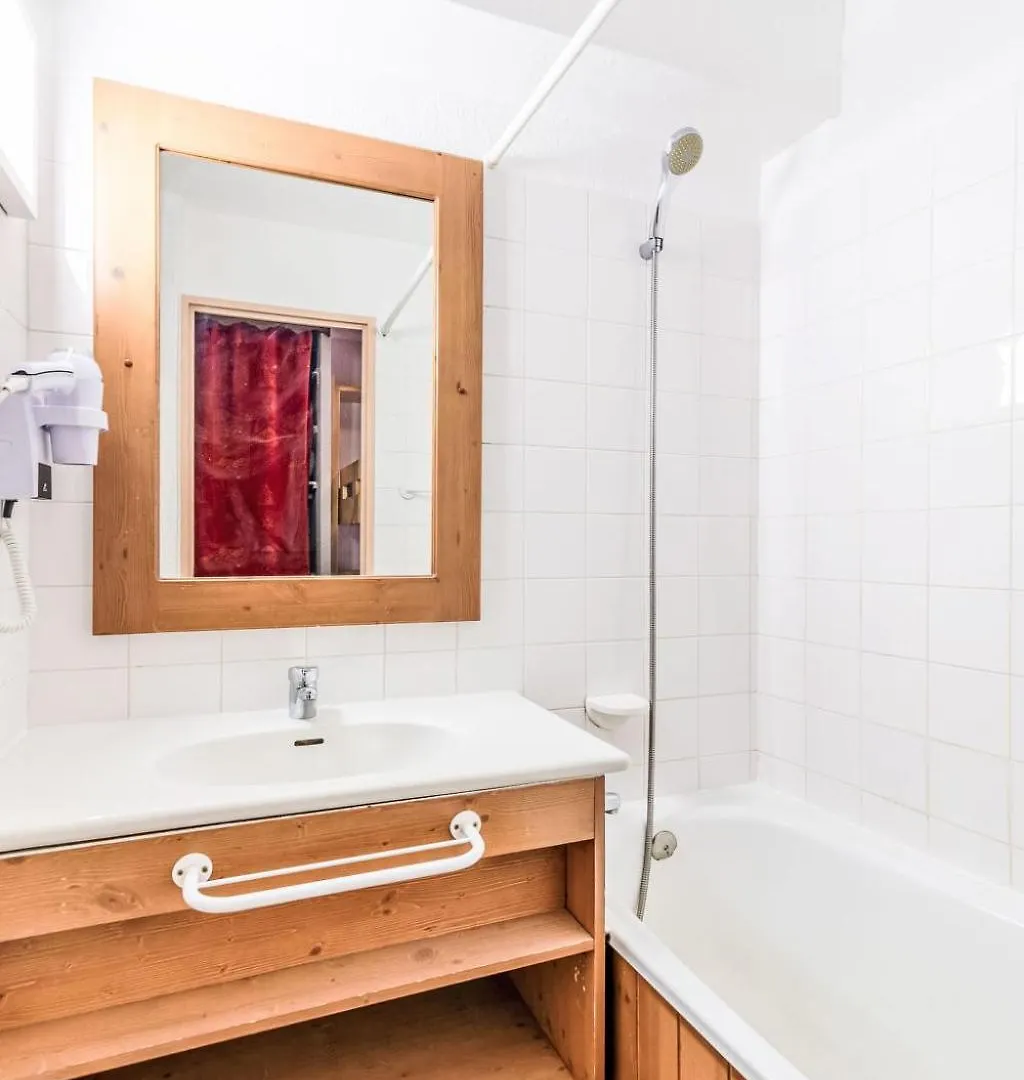 Apartment Studio Rond Point Des Pistes - Val Claret-23 By Interhome Tignes